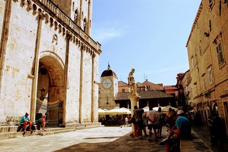 Catedral de Trogir y la Torre del Reloj (Croacia)