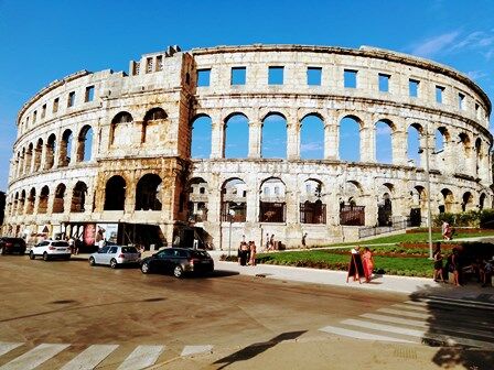 Espectacular anfiteatro de Pula (Croacia)