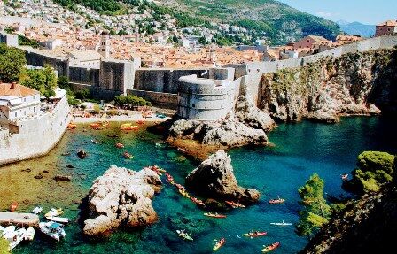 Imprescindible tour en kayak alrededor de las murallas de Dubrovnik
