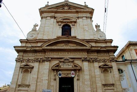 Fachada de la Iglesia de Santa María de la Victoria en Roma