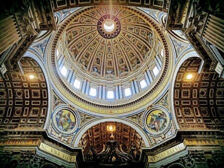 Inscripciones de la Cúpula del Vaticano
