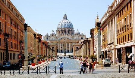 Llegar al Vaticano por la Vía de la Conciliazione