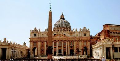 Plaza de Sana Pedro en el Vaticano