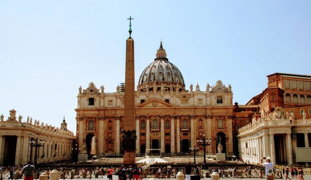 Plaza de Sana Pedro en el Vaticano