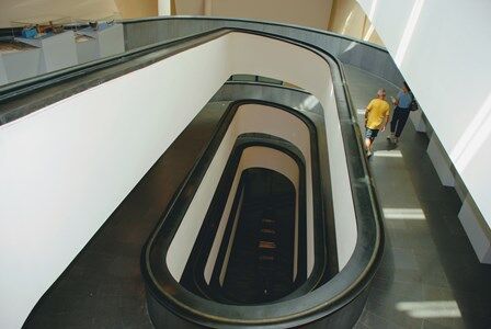 Rampa de acceso de los Museos Vaticanos