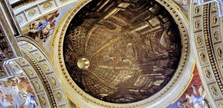 Falsa cúpula de Andrea del Pozo en la Iglesia de San Ignacio de Loyola