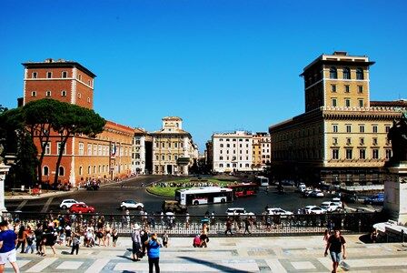 Vistas gratuitas desde el Vittoriano de la Piazza Venezia