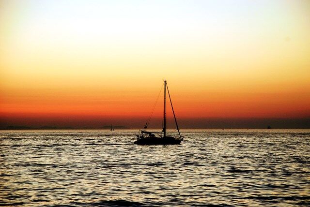 Puesta de sol espectacular en Zadar (Croacia)