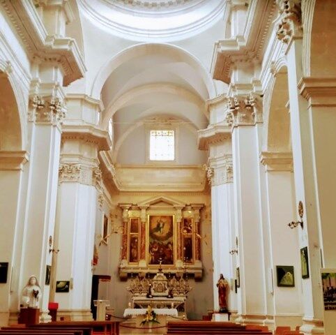 Interior de la Catedral de Dubrovnik