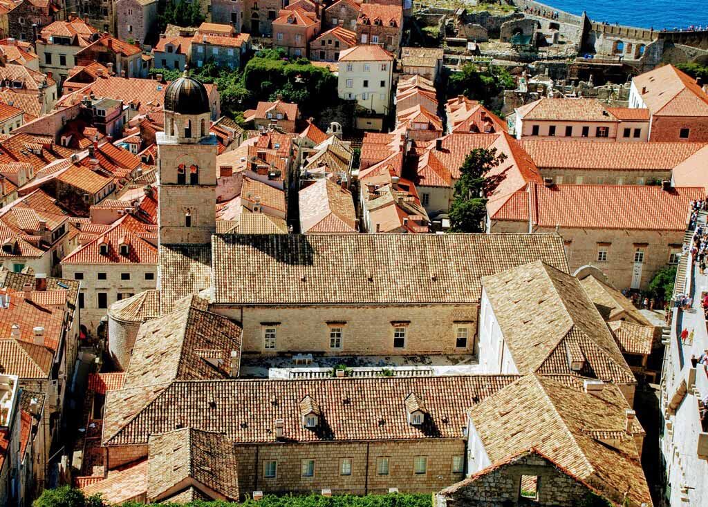 Monsterio de San Francisco de Dubrovnik desde las murallas