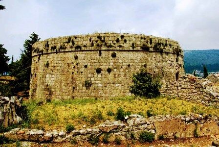 Fort Royal en lo alto del Monte Glavica en la isla de Lokrum