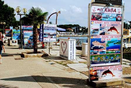 Excursiones en barco en el puerto de Porec (Croacia)