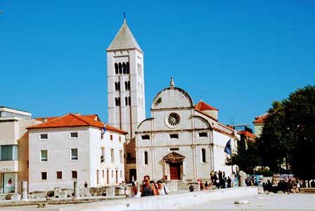 Iglesia de Santa María y el Museo de Arte Sacro de Zadar (Croacia)