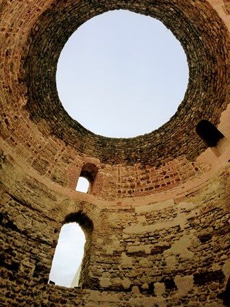 Cúpula abierta del Vestibulo del Palacio de Diocleciano (Split)