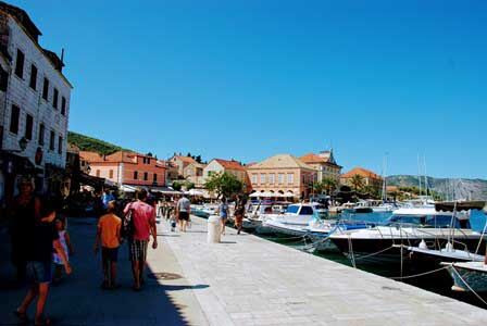 Viajar a la Isla de Hvar (Croacia)